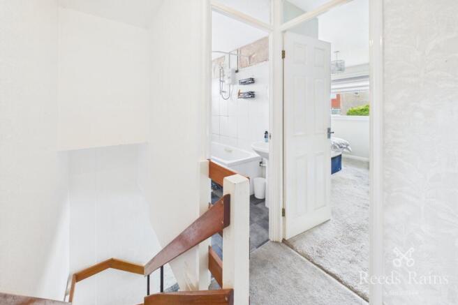 2 bed Semi-Detached for sale Image 6