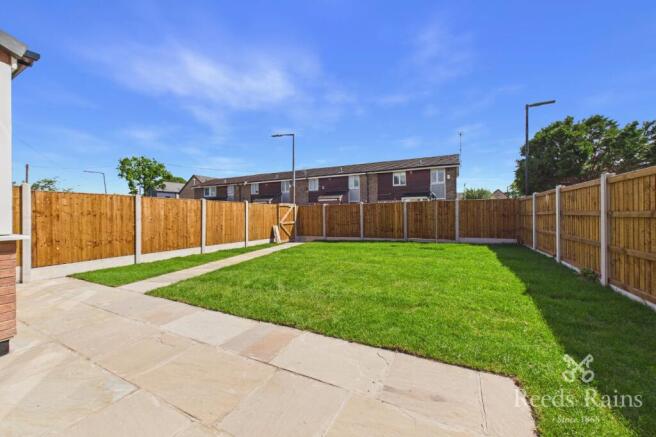 Epsom Avenue, Sale, Greater Manchester, M33 photo 4