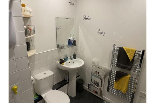 Photo 9