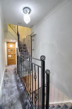 Stairs To Fist Floor Landing