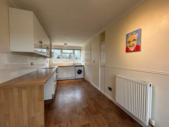 KITCHEN DINING ROOM