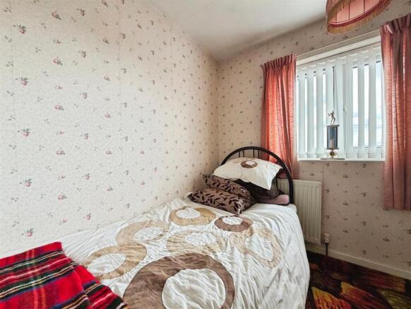 3 bed Semi-Detached for sale Image 10