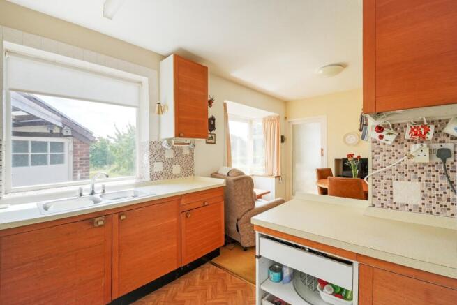 2 bed Detached Bungalow for sale Image 11