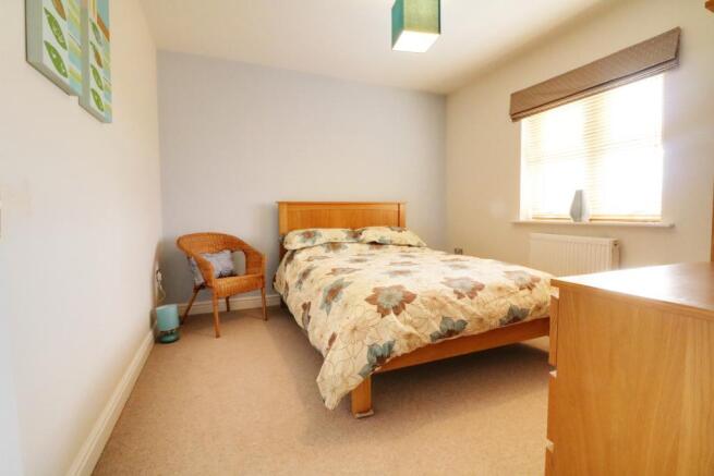 Bedroom 2 (Double)