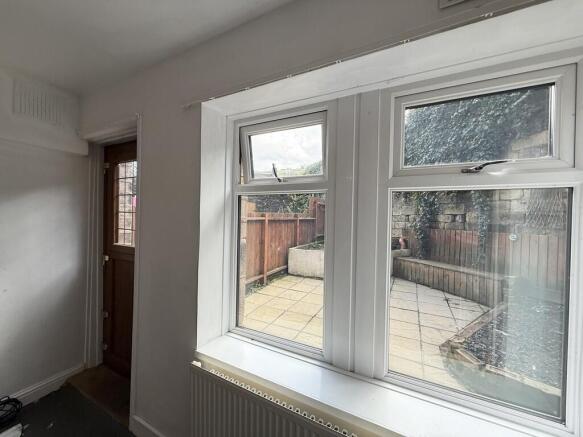3 bed Terraced for sale Image 12