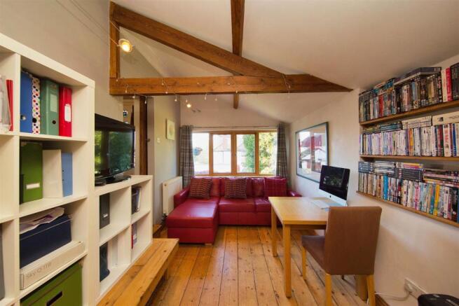 18 Lady Mary Rd 2325.jpg
