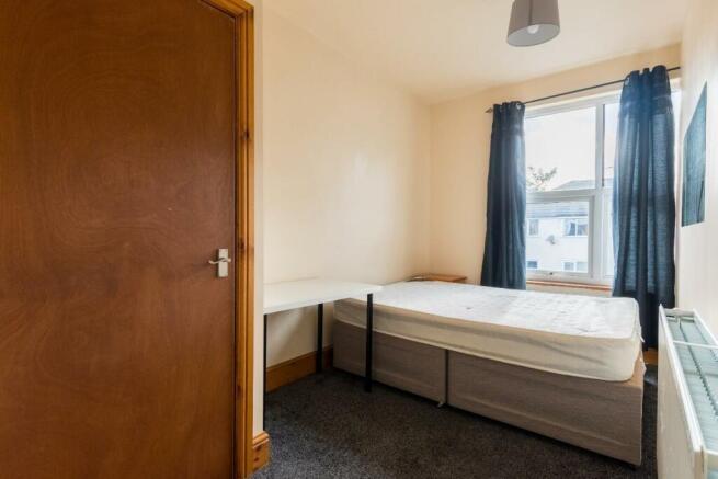 7 bed Terraced to rent Image 7