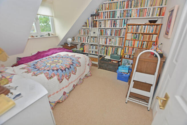 Photo 9