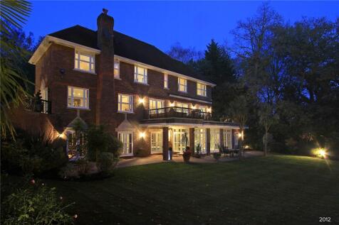Carrington Close, Coombe Park, Kingston Upon Thames, KT2