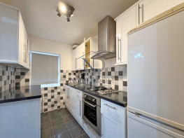 30, Hatton Grove, West Drayton UB7 7AU