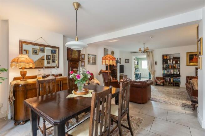 Hill Cottages 6 Sitting Dining Room-6.jpg