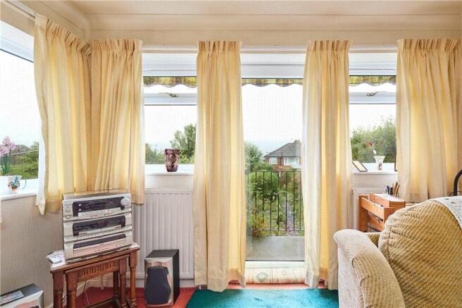 2 bed Bungalow for sale Image 7