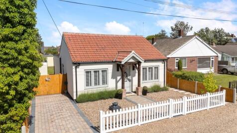 Kenilworth Grove, Thorpe-le-Soken, Clacton-on-Sea, CO16