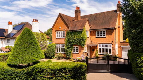 Streetly Lane, Four Oaks, B74 4TX