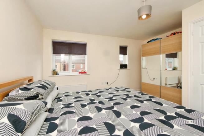 2 bed Terraced for sale Image 4