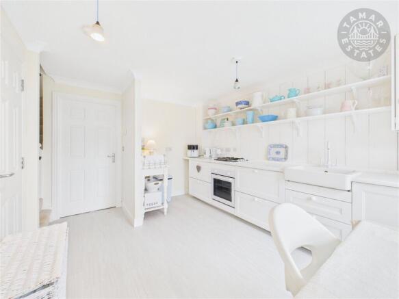 Kitchen/Breakfast Rm