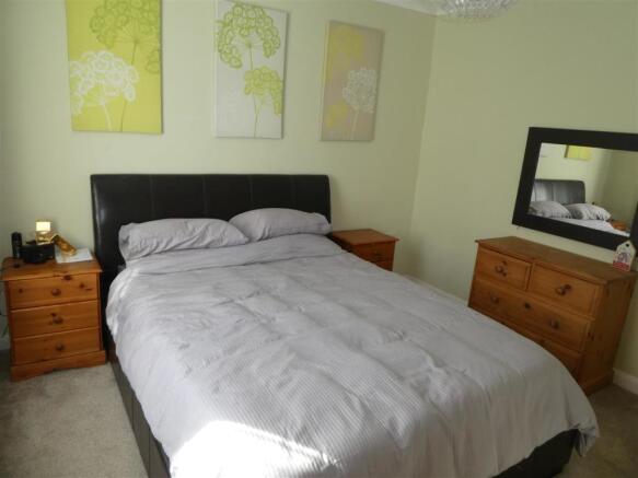 bed1pic1.JPG