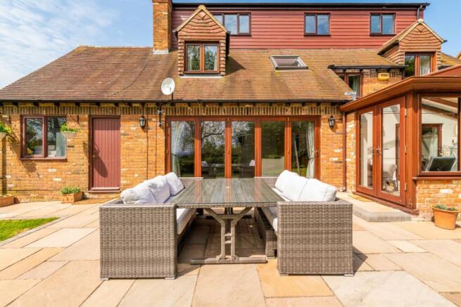 Patio/Entertaining