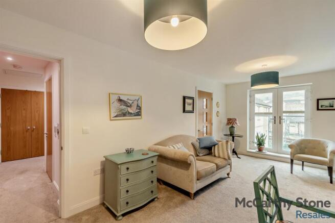 1 bed Apartment for sale Image 7