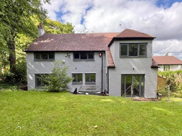 4 bed Detached to rent Image 6