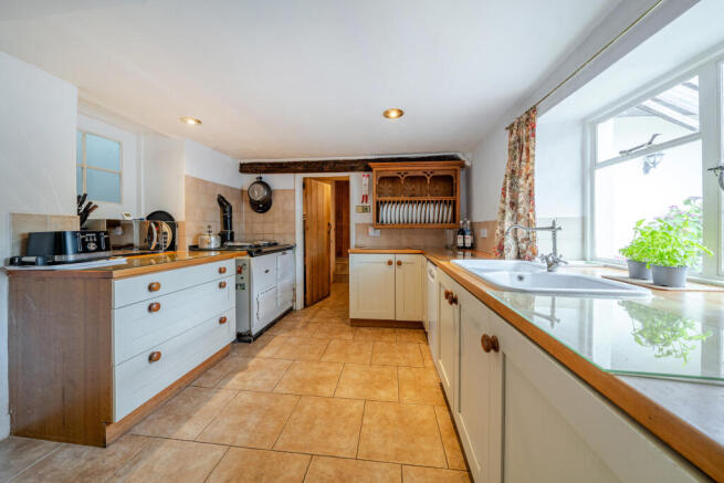 Kitchen / Breakfast Room