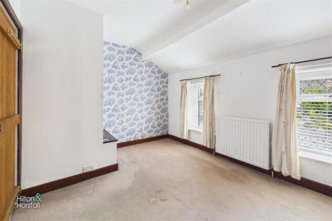 2 bed Cottage for sale Image 10