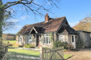 The Bungalow, Holywell, Swanmore SO32 2QE