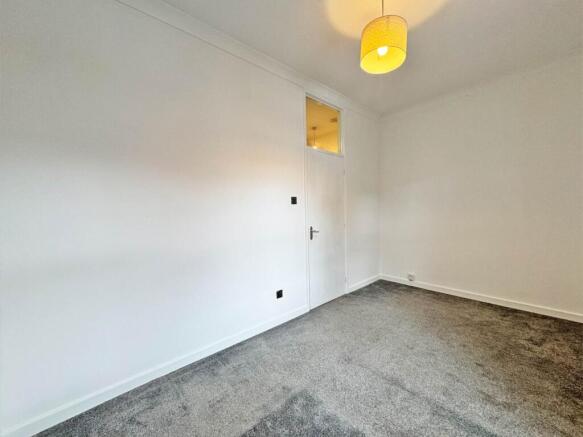 2 bed Terraced for sale Image 10