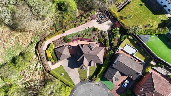 Plot Ariel Shot