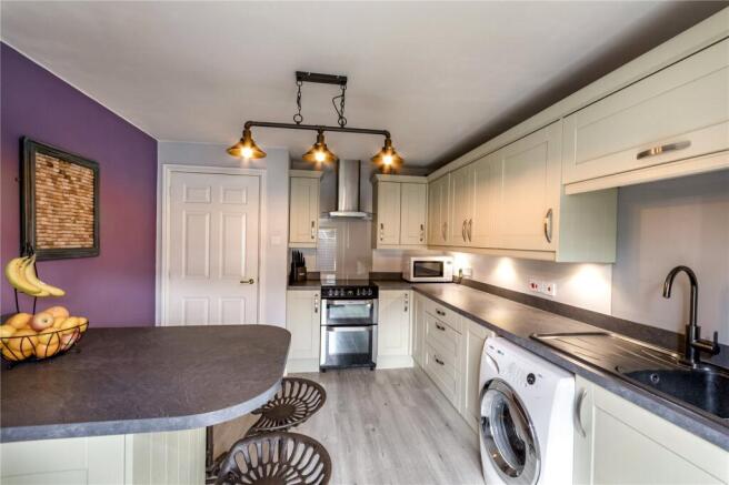 3 bed Terraced for sale Image 9