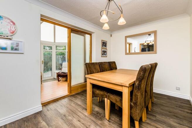 Kitchen / Dining Roo