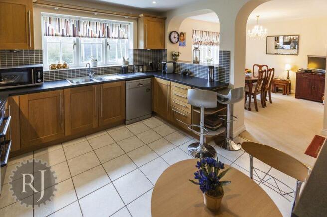 Kitchen/Breakf...