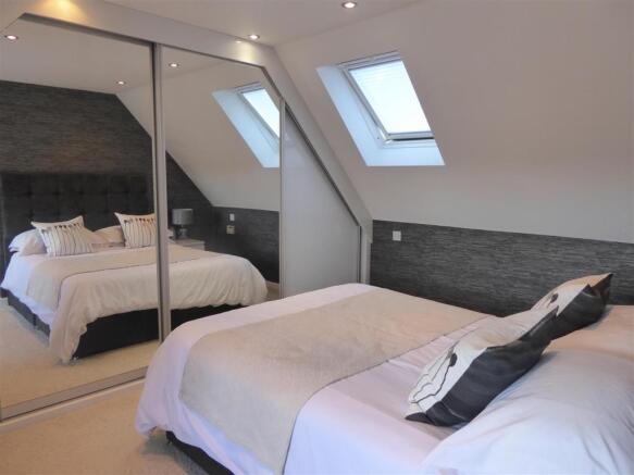 BEDROOM 2