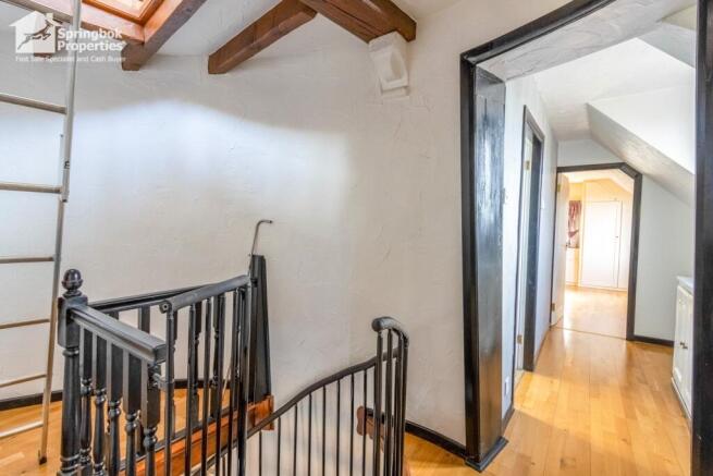 2 bed Detached for sale Image 8