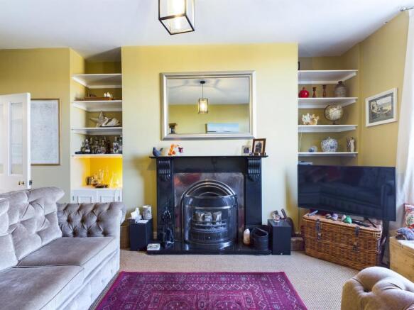Period fireplace.jpg