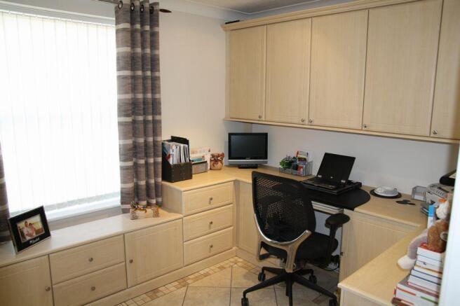 Photo 5