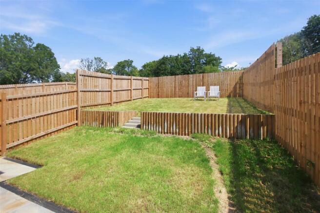 Rosewood Avenue, Bolsover, S44 photo 3