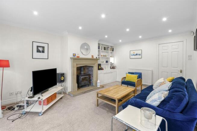 4 bed Detached for sale Image 10