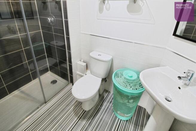 4 bed Detached for sale Image 10