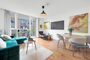 Flat 9, 120, Gowers Walk, London E1 8GG