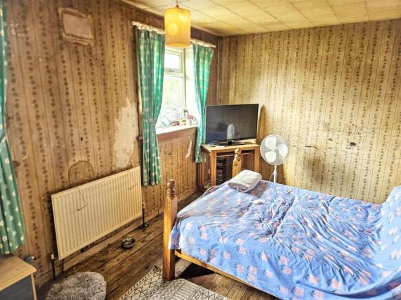 2 bed Semi-Detached for sale Image 8