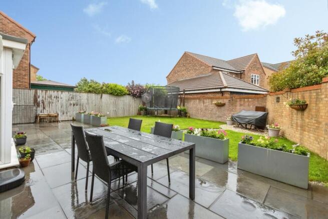 4 bed Detached for sale Image 4