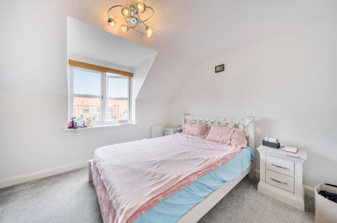 3 bed Terraced for sale Image 7