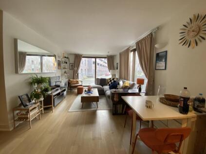 Advent 3, Isaac Way, Manchester