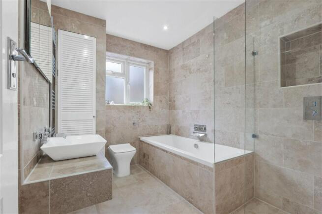 Photo 12