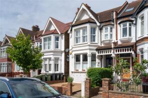 51, Heybridge Avenue, London SW16 3DY
