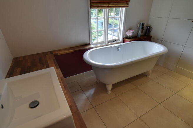 Photo 10