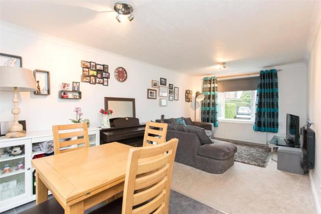 Living / Dining