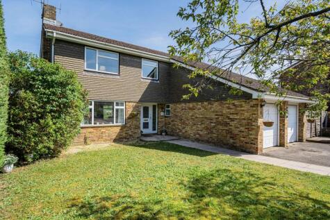 Station Road, Bentley, Farnham, Hampshire, GU10
