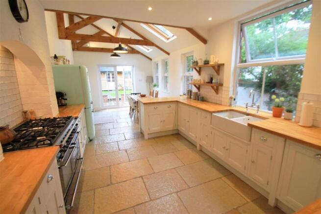 Kitchen/Breakfast Room